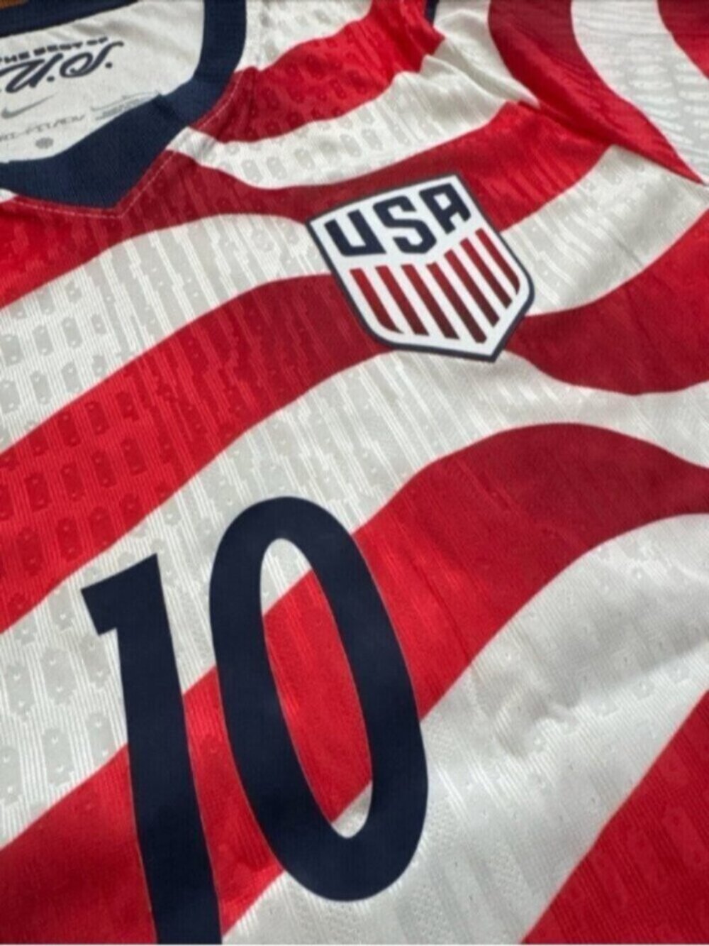 USA Home Soccer Jersey PLAYER VERSION Pulisic #10 World Cup 2026 - Picture 4 of 13